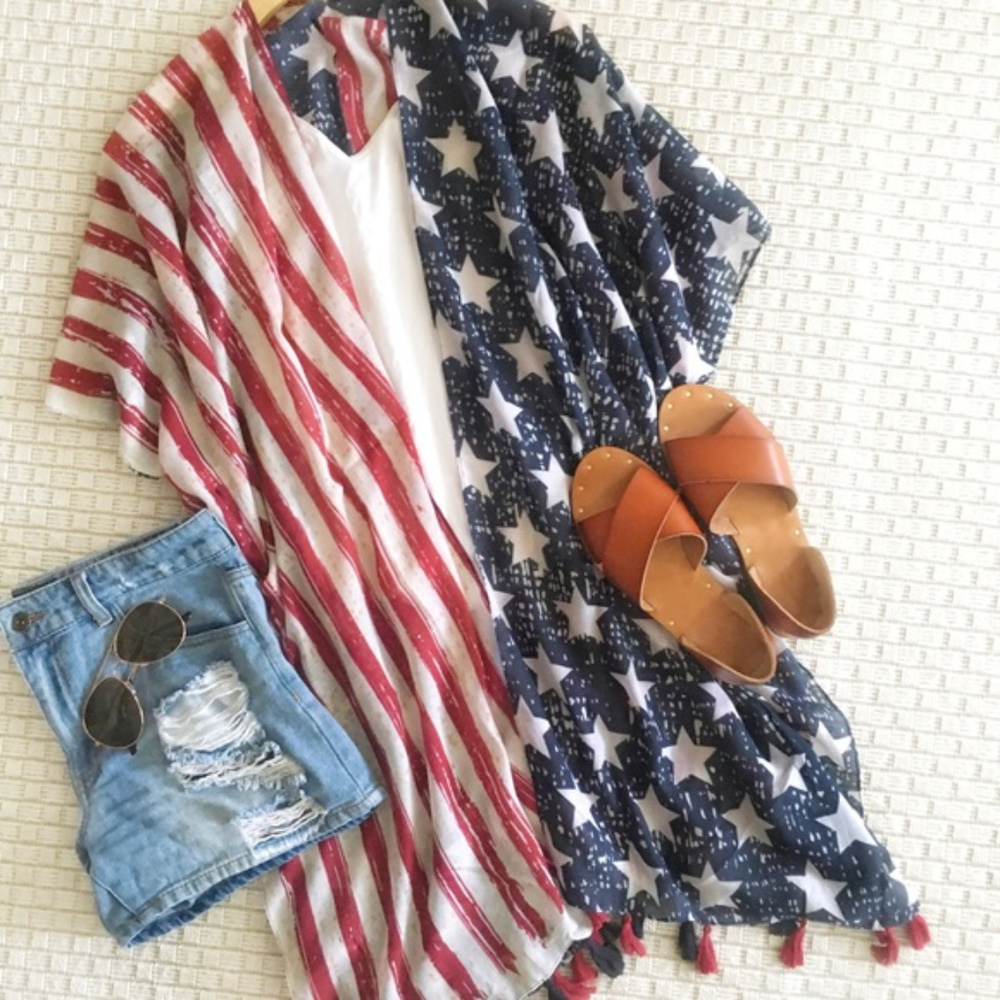 Stars & Stripes kimono - Picture 2 of 10